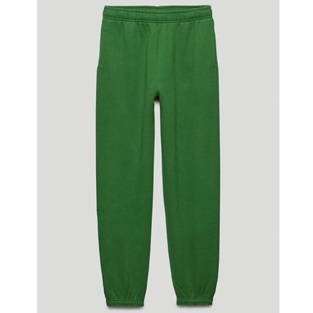 TNA from Aritzia Airy Fleece Boyfriend Basic Sweatpants